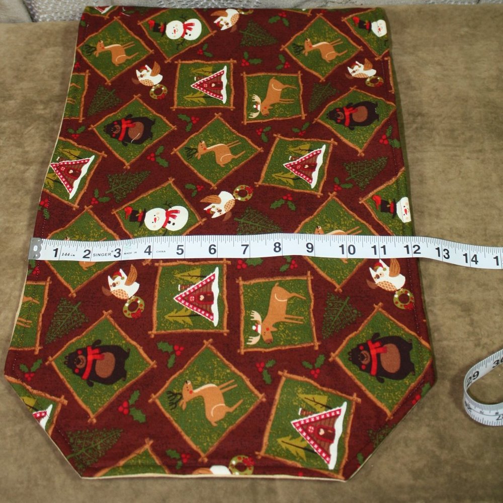 Hand-Crafted Table Linen Reversible Fall/Christmas - Picture 7 of 7